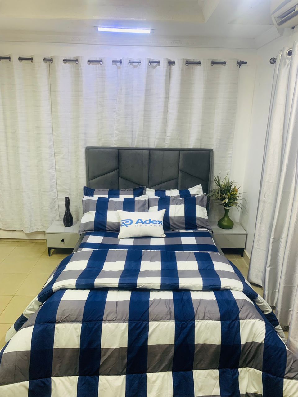 PREMIUM CHECKERED  7/7 Bedsheet
