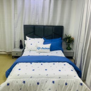 DESIGNER BLUE AND WHITE ACCENTS 7/7 DUVET