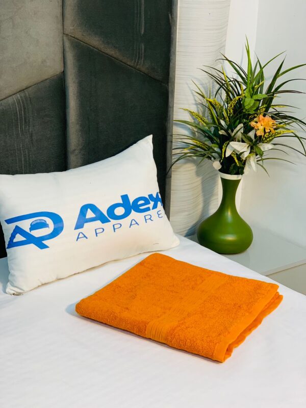 MEDIUM SIZE TOWEL