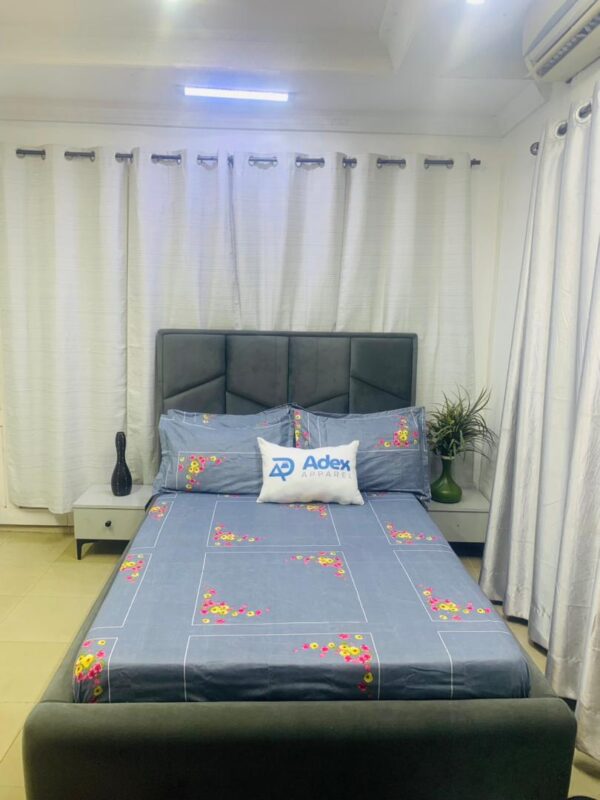 GREY FLORAL THEME 4/6 BEDSHEET